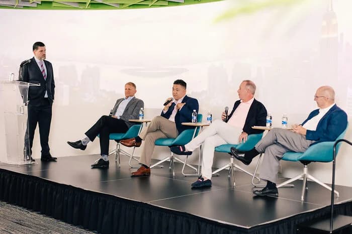 Connecting Giants and Unicorns - event photography Miami